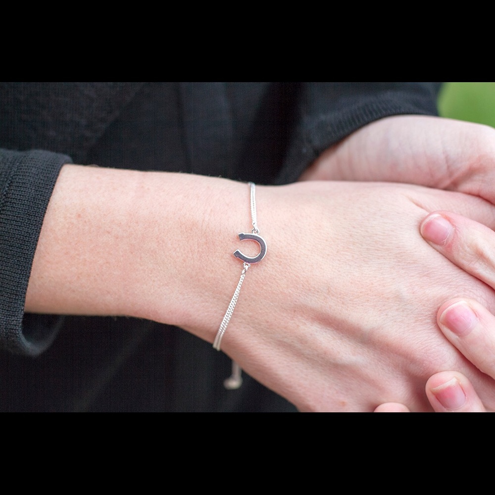 Stella & Dot Horseshoe Wishing Bracelet